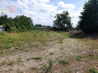 Na predaj stavebný pozemok pre komerčné účely - 2 500 m2 - 2