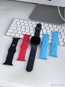 Apple Watch SE 1 GPS Space Gray 44mm - 2