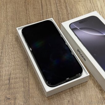 Apple iPhone 16 Pro 256GB - 2