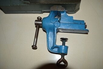 predam - stolova vrtacka EKA - 2