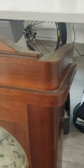 Nástenné kyvadlové hodiny - 2