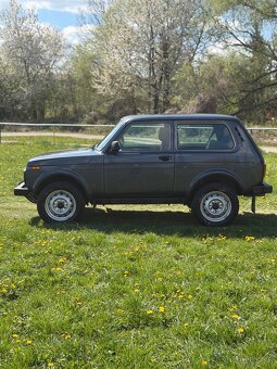 Lada 4x4 Niva - 2
