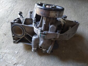 Držiak vodnej pumpy, alternátora vw passat b5 ,1.9 tdi - 2