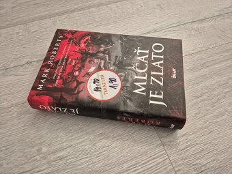 Mark Roberts: Mlčať je zlato (krimi) - 2