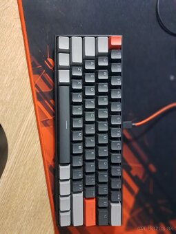 Herna klavesnica yenkee atom 3600US - 2