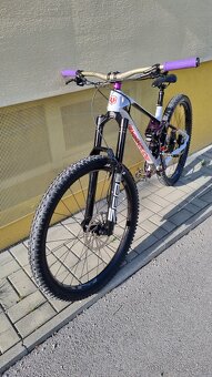 Mondraker superfoxy carbon r 2022 v.M - 2