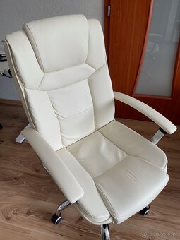 Kancelárske kreslo - 2