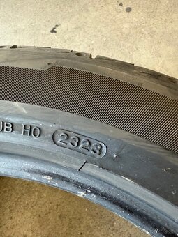 Predám pneumatiky Ventus S1 evo² SUV 235/50 R19 99V - 2