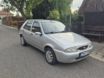 FORD FIESTA 1.8 D - 2