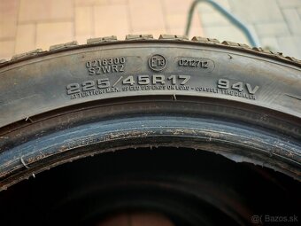 225/45 R17 Goodyear Ultragrip 8 performance - 2