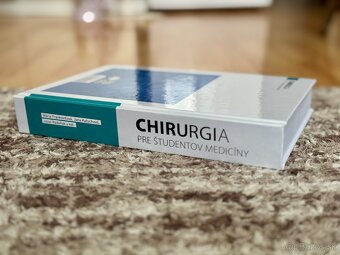 Predam knihu Chirurgia - 2