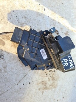 Zámky dverí Ford Focus CMAX - 2