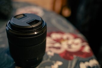 Sony FE 28-70mm f/3,5-5,6 OSS (SEL2870 - kit lens) - 2