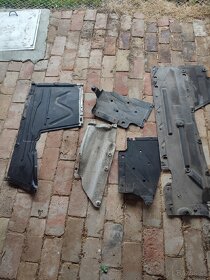 BMW f30 f31 kryt motora a iné diely - 2