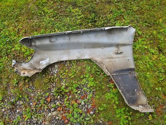 Predný blatník Pajero 2 Facelift - 2