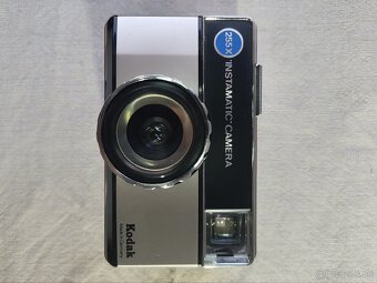 Kodak Instamatic 255 X - 2