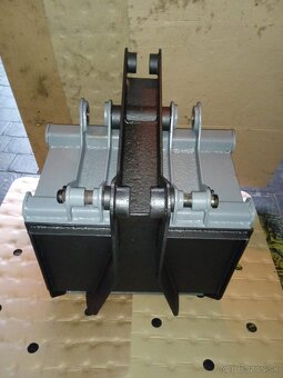 Bielorus  MTZ  Traktorbager - 2