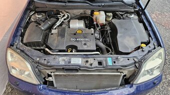 Opel Vectra C 2,2 na suciastky - 2