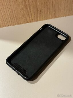 Obal na mobil iPhone SE 2020 + Quad Lock - 2