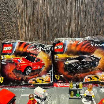 LEGO Shell sety – 5 ks + štartovacia plocha - 2