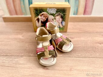 Kozene sandalky 26 - 2