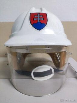 Zásahová policajná prilba - 2