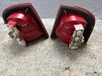 Zadné svetlá Octavia I liftback - 2