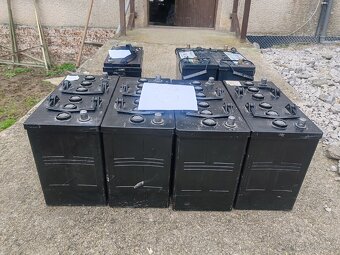 Predám tieto baterky 12v 180ah,140ah 100ah - 2