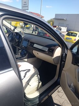 TOUAREG 3,0 - 2