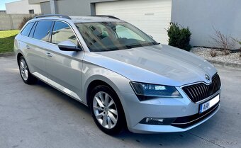 Škoda Superb Combi 2.0 TDI DSG - 2