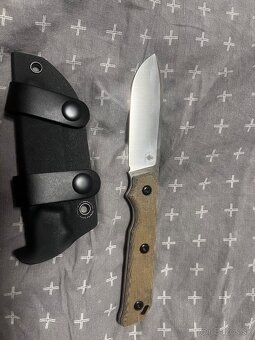 Kizer 1045E1 Begleiter Micarta + G10 - LIMITOVANÁ EDÍCIA - 2