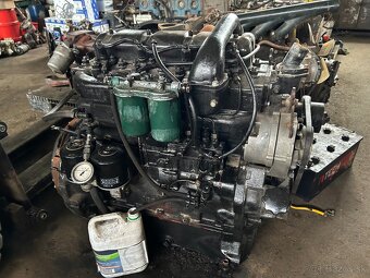 Predám motor a diely na motor 4v turbo zetor crystal - 2