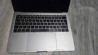 Macbook Pro 2017 - 2