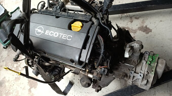 Komplet motor GM Z18XER Opel 1.8 16v 175tis. km - 2