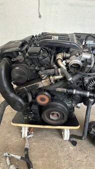 Motor bmw E90 320d M47 204D4 - 2