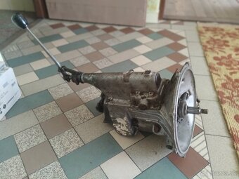 prevodovka Škoda 1202,( stará škoda Felícia veterán ) - 2