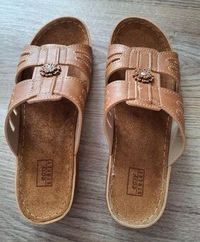 Dvakrát obuté dámske šľapky Easy Street 40, Deichmann - 2