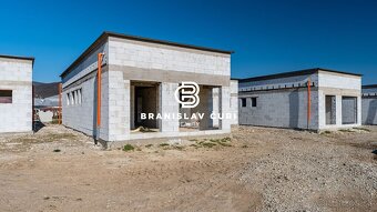REZERVOVANÉ - Na predaj 4-izbový bungalov, Rezidencia Trnava - 2