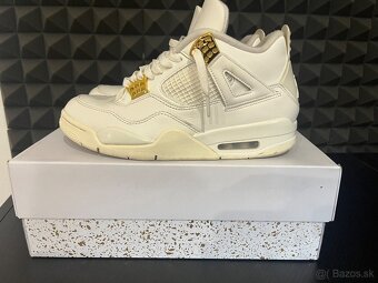 Jordan 4 metalic gold - 2