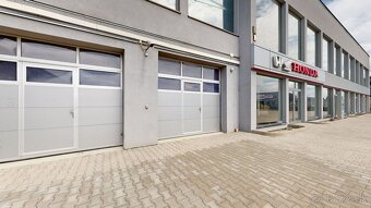 Na prenájom multifunkčné priestory – Trnava, prízemie + posc - 2