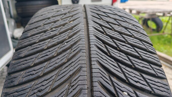Zimné pneu 245/45 R18 --- MICHELIN - 2