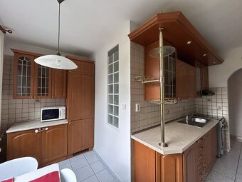 3-izbový byt s balkónom na Chrenovej I., ul. Ľ.Okánika - 2