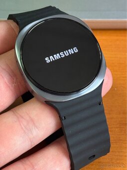Samsung Galaxy Watch 8 40mm - len odskúšané - 2