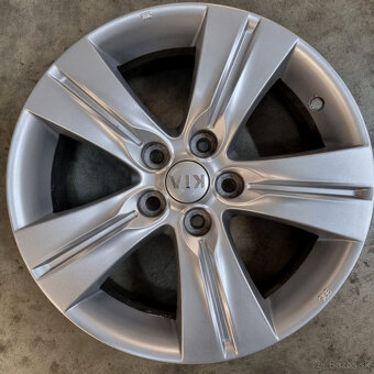 Hliníkové disky 5x114,3 R17 6,5J ET35 - 2