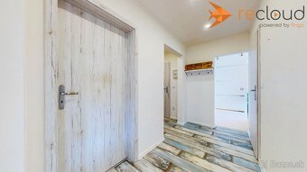 KRÁSNY 3 - IZBOVÝ BYT PO KOMPLETNEJ REKONŠTRUKCII V KREMNICI - 2