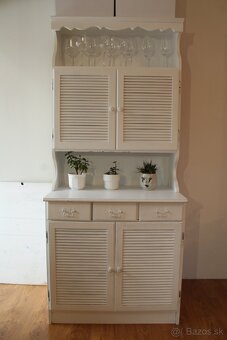 Starožitná skrinka - 2