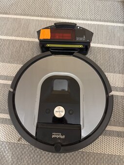 iRobot Roomba 960 Roboticky vysávač - 2