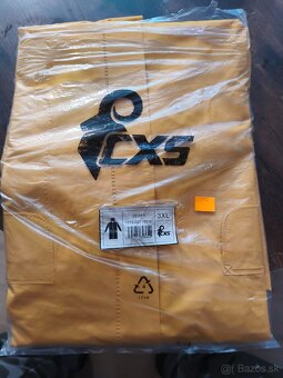 Pracovné gumáky,prilba, plášť,monterky - 2