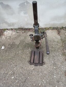 Stojan na vŕtačku - 2