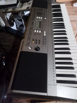 YAMAHA  pesper E353 - 2